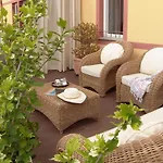Luxury Easy Living In Villa