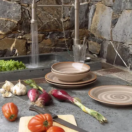 Luxury Easy Living In Villa